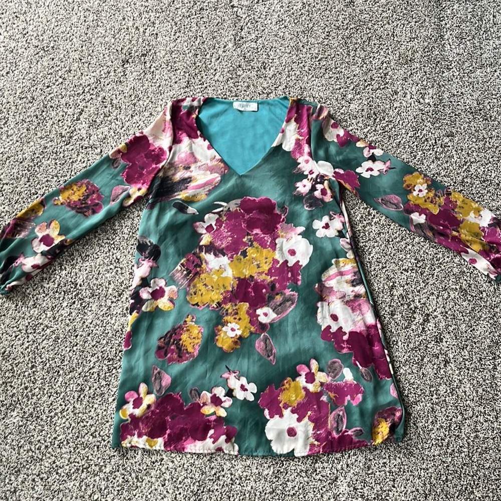 Women’s dress